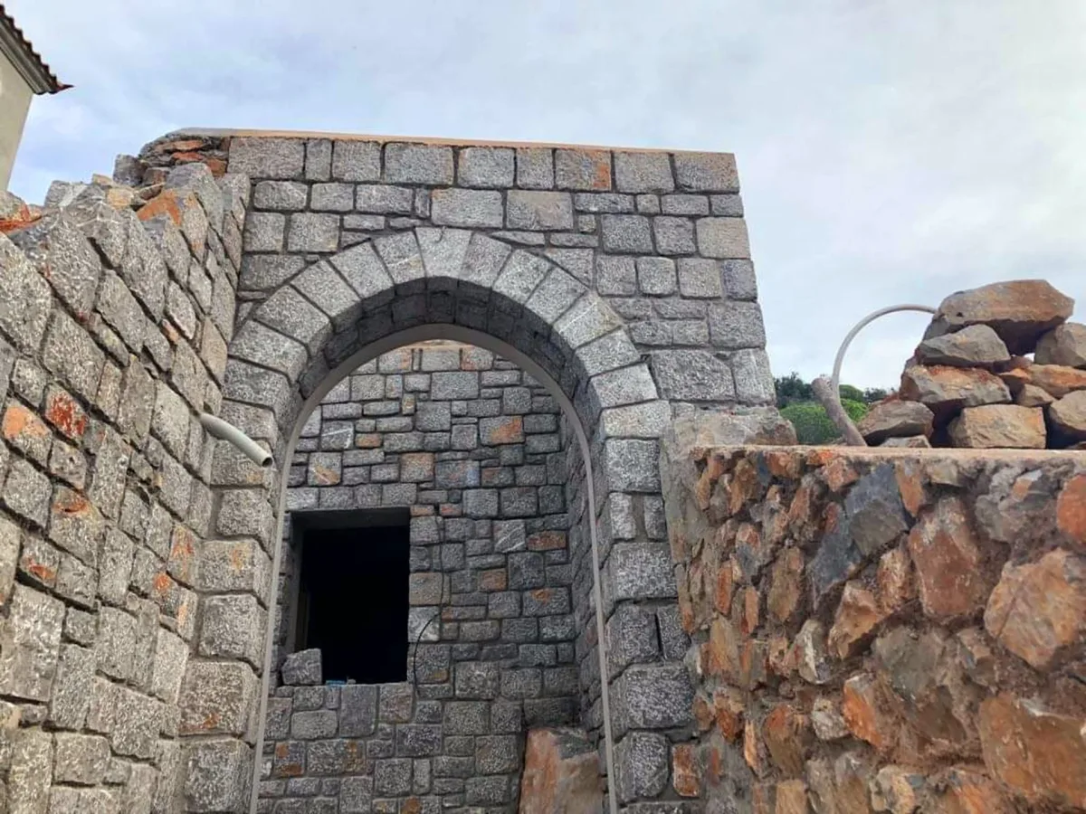 Hydra construction